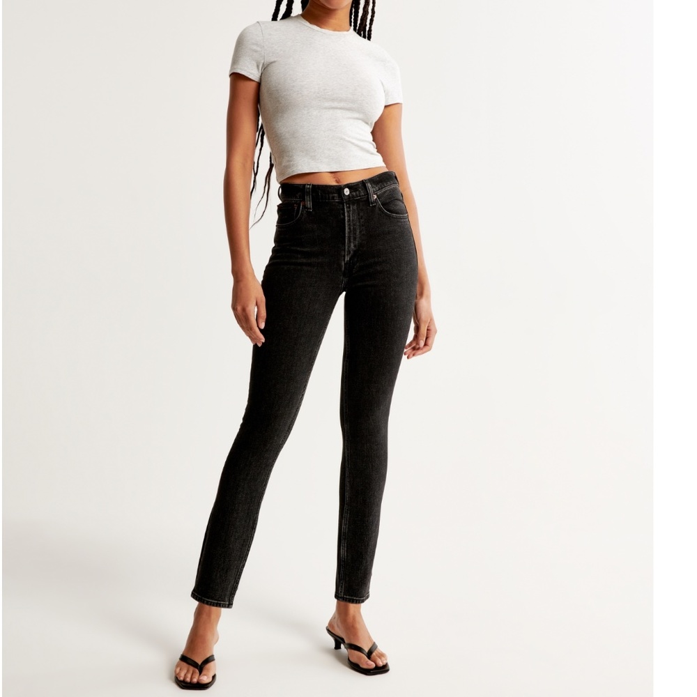 Abercrombie & Fitch High Rise Jeans Black Skinny Size 26 Womens Ankle Faded Wash